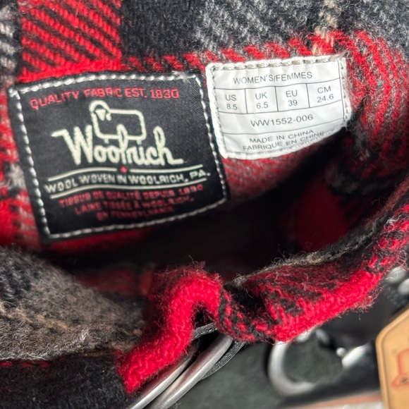 Woolrich Black Leather and Red Wool Women’s Balt Buffalo Plaid Boots Size 8.5 US - Picture 4 of 10